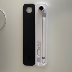 Apple Pen 1st Gen + Case/holder